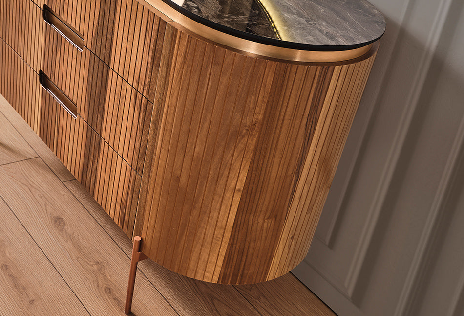 Tesla ceviz schminktisch