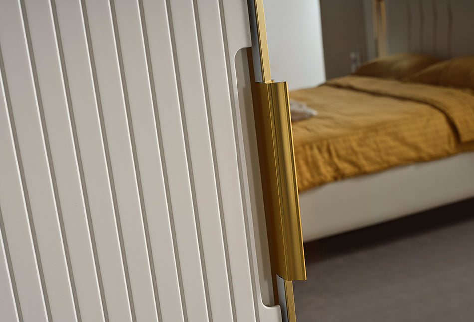 Tesla Luxury Plus 5 türig kleiderschrank